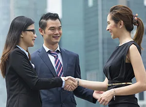 【未経験応募可】海外営業（自動車部品メーカー）